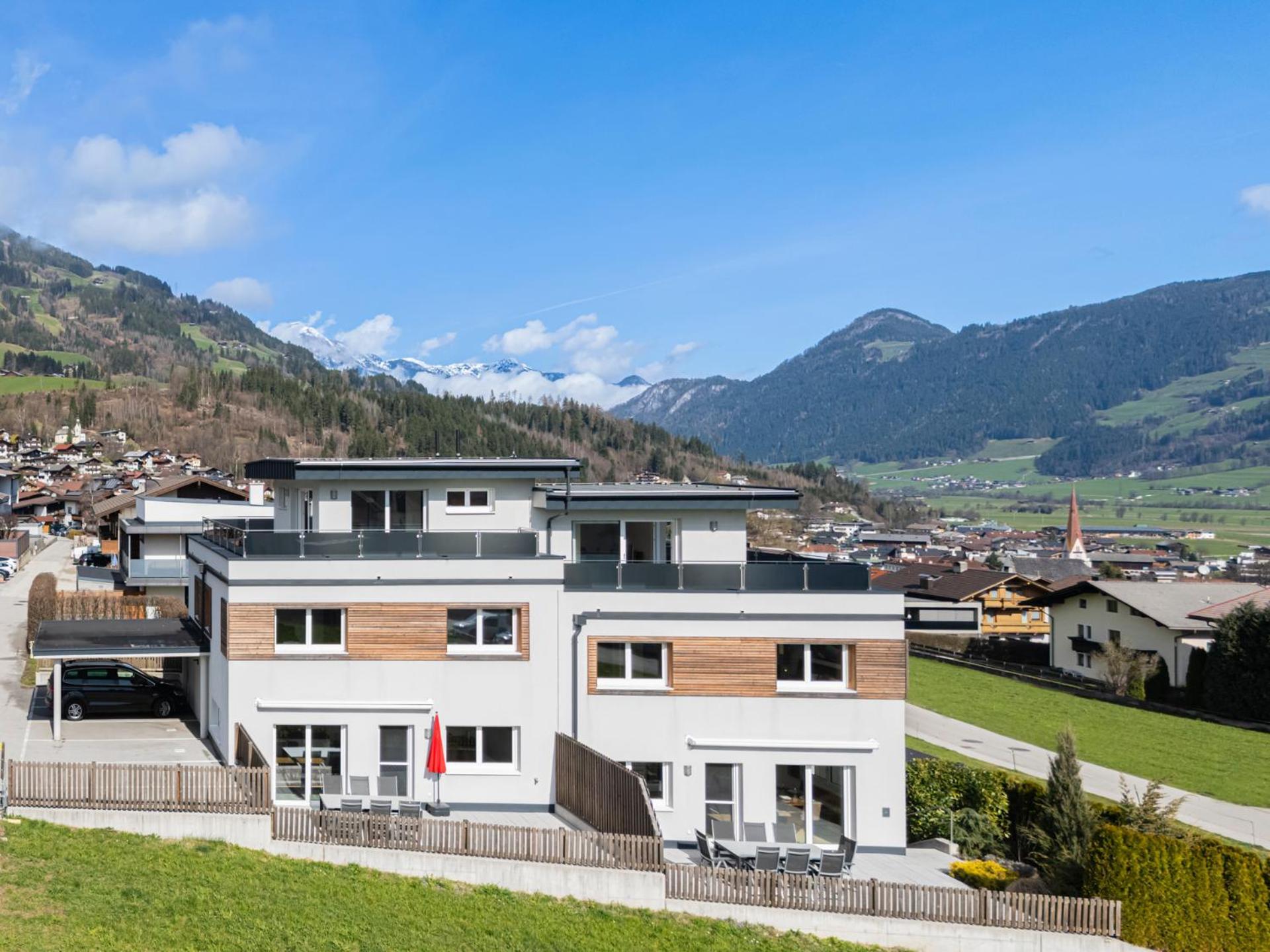 H21 - Modernes Ferienhaus 145Qm, 4Sz, Wellnessbereich Mit Sauna Und Dachterrasse Mit Panoramablick, Kuehlen Und Heizen Mit Geothermie فغن المظهر الخارجي الصورة