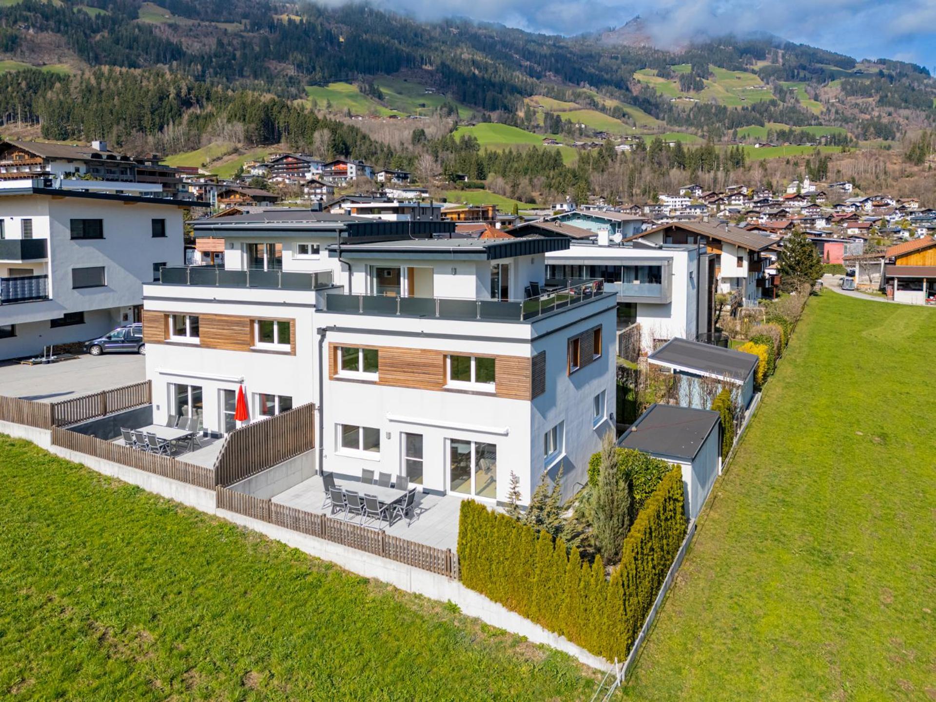 H21 - Modernes Ferienhaus 145Qm, 4Sz, Wellnessbereich Mit Sauna Und Dachterrasse Mit Panoramablick, Kuehlen Und Heizen Mit Geothermie فغن المظهر الخارجي الصورة